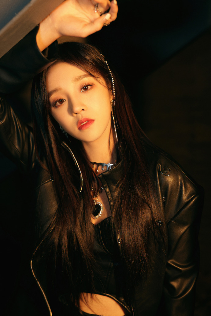 宋雨琦硬核版giant舞台##央视榜上榜年度盛典