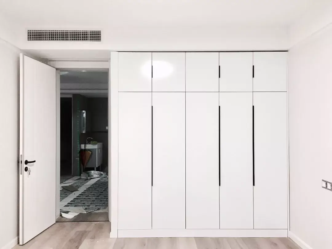 衣柜门选对了卧室颜值才会高