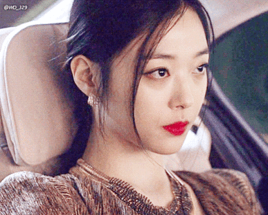 韩娱排行榜:#雪莉# 在电影《real》中的惊艳瞬间!