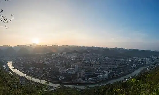 贵州茅台镇全景