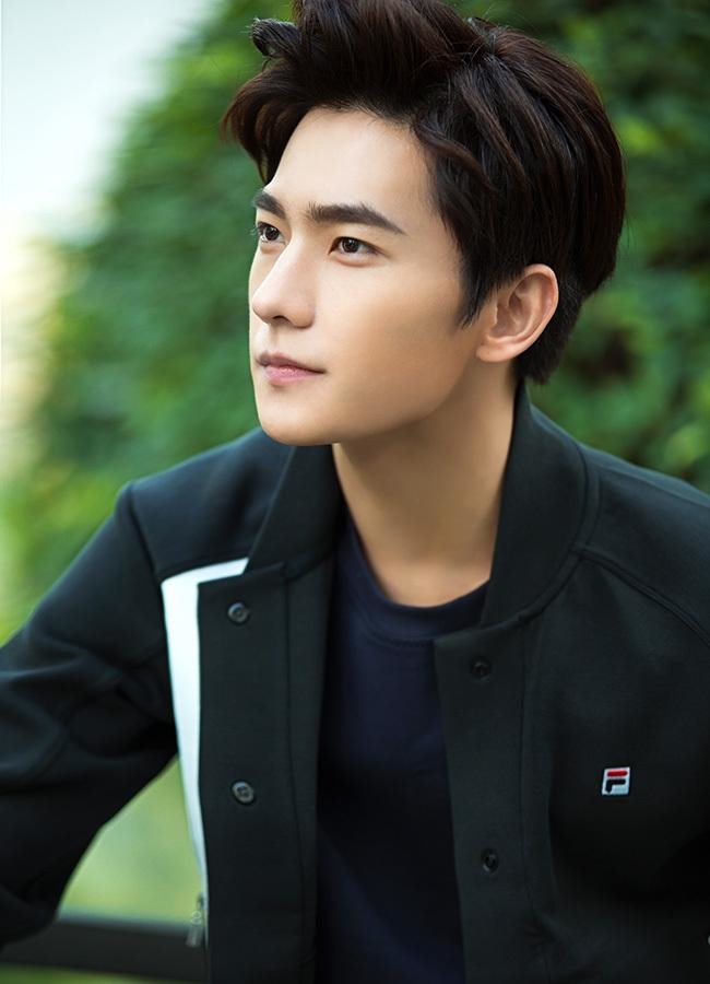 2018年网友公认最帅的十大男星 第一毫无争议!