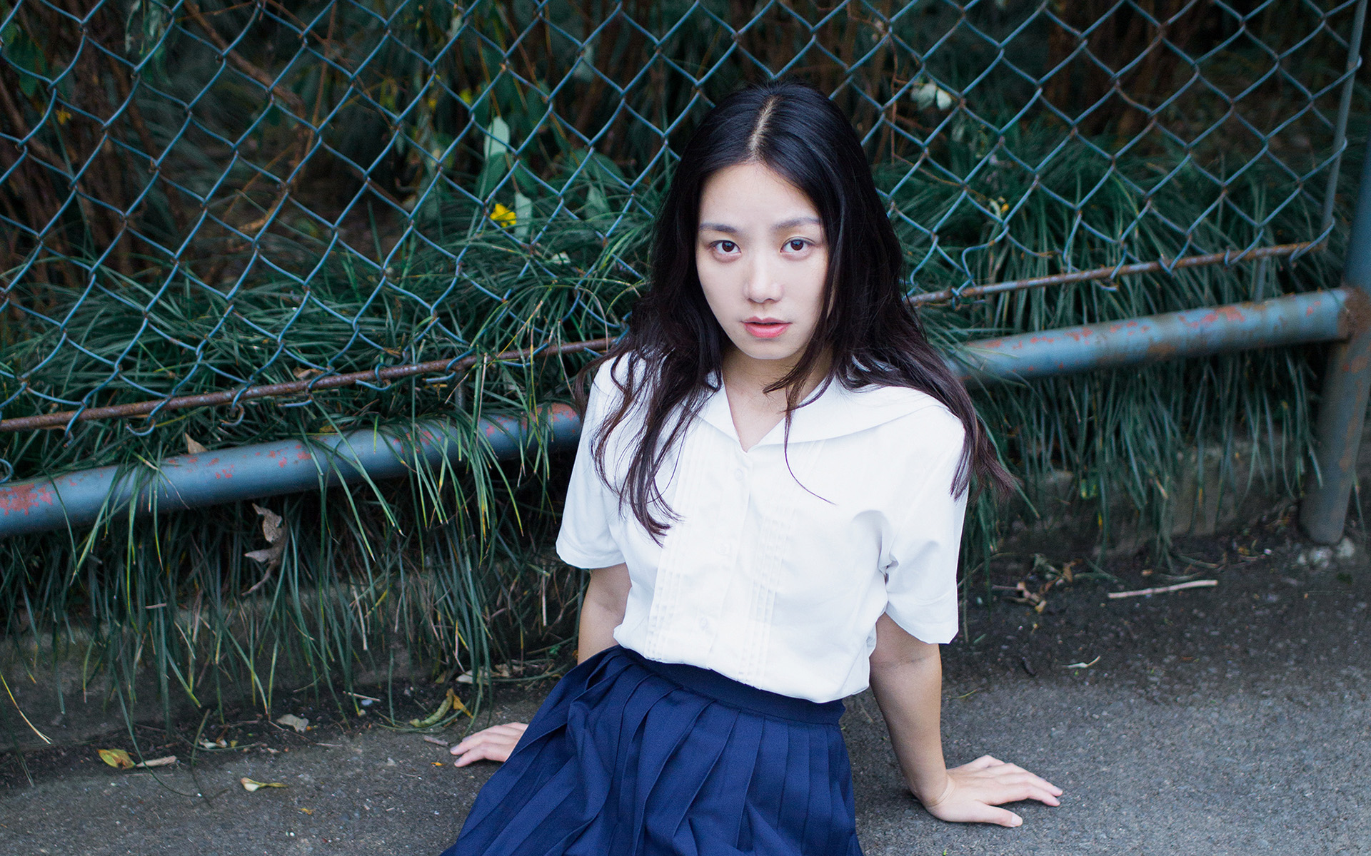 养眼校花美女校园唯美写真图片桌面壁纸