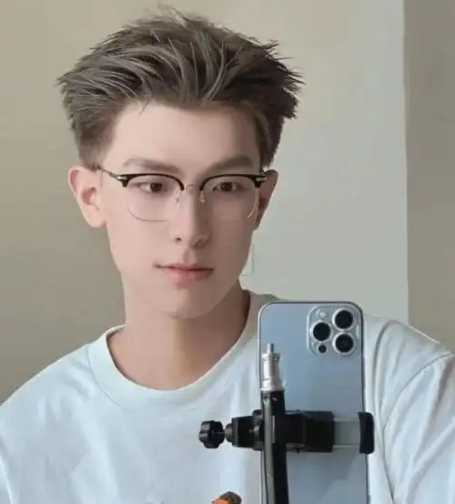 最火的男生短发造型 时尚酷盖潮流发型_男士短发 - 美发站