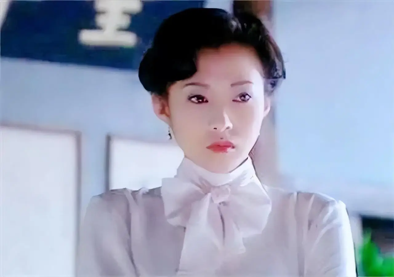 郝蕾年轻时候有多美?