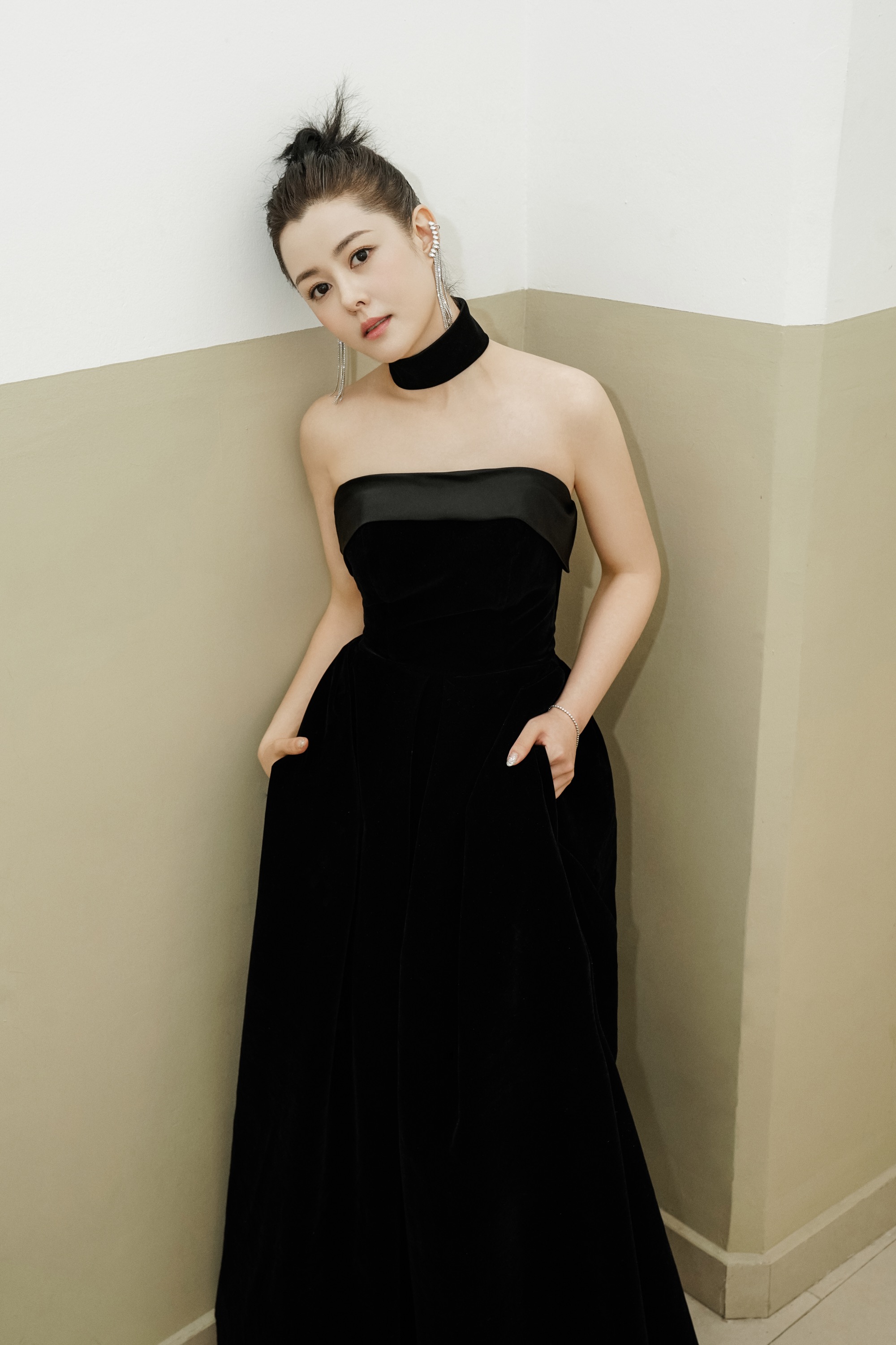 演员刘一含演技颜值双获肯定 出席搜狐时尚盛典惊艳全场__凤凰网