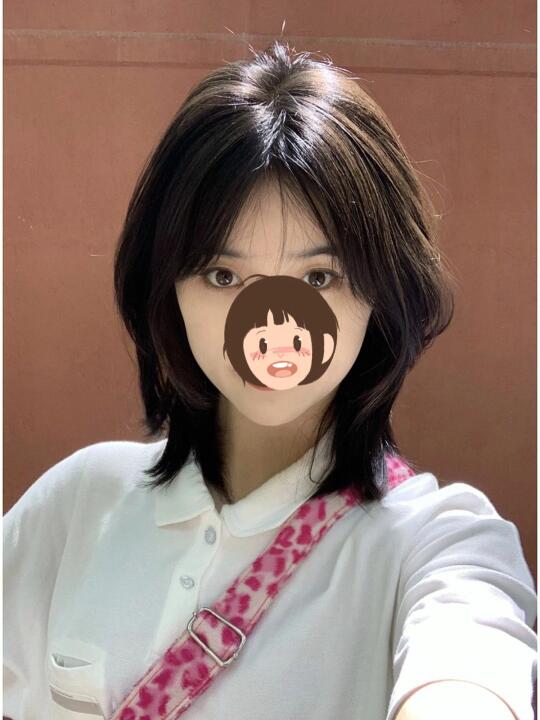 女生前短后长发型图片_小红书