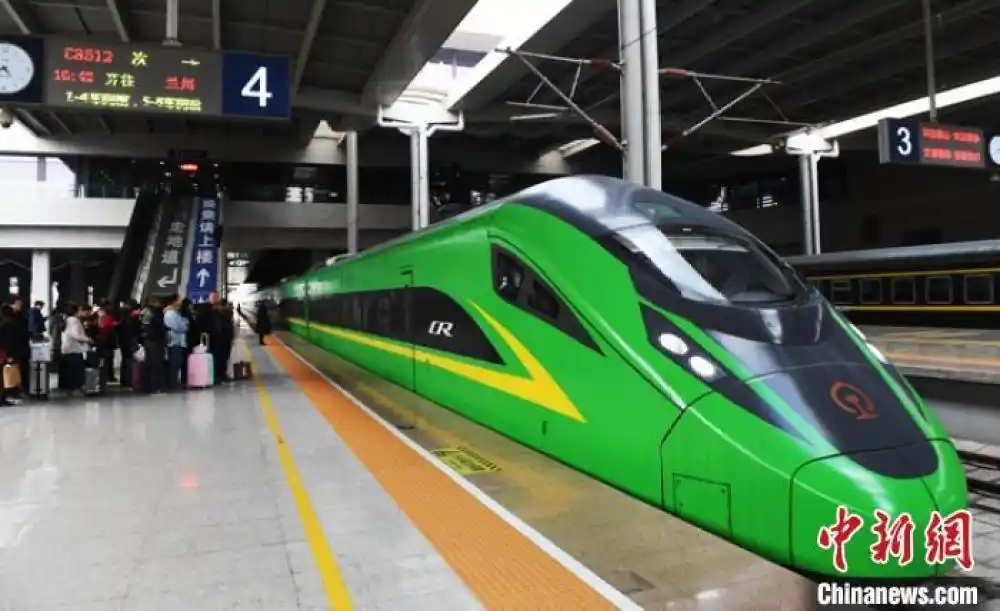 2020春运火车票明起开抢 回家路上将有这些新变化!