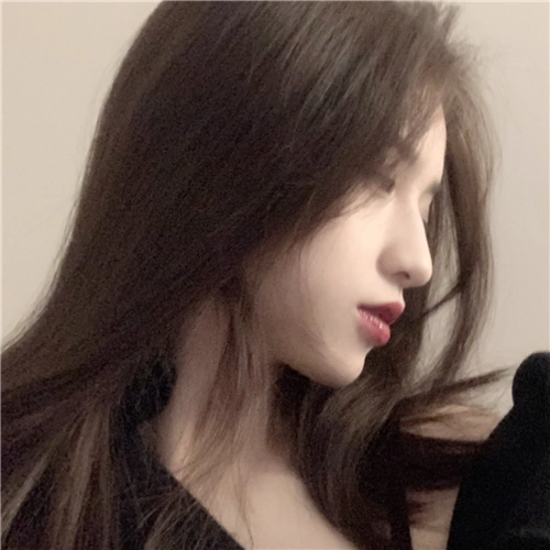 快手上好看的小姐姐头像