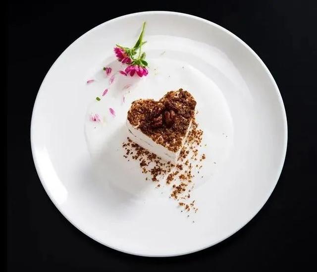 中餐摆盘技巧你掌握多少?学会这些摆盘让美食更高级!