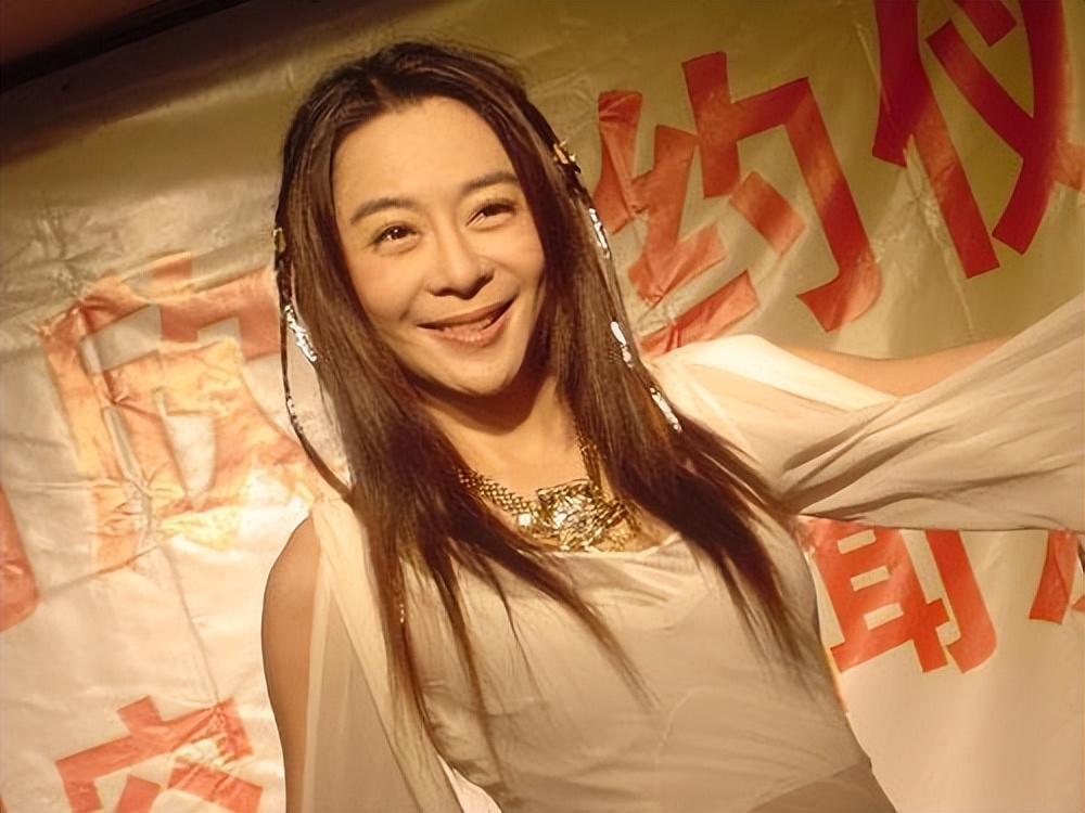 刘德华与喻可欣的故事:不仅公开谈房中私事,还把恋爱过程出书!