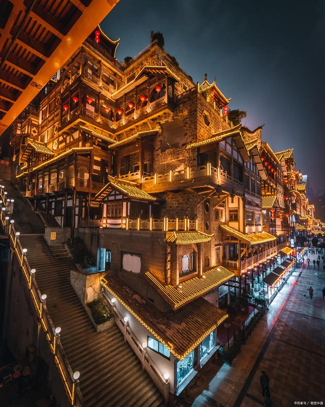 到重庆洪崖洞旅游怎么报当地的旅游团?游玩4天人均多少费用?