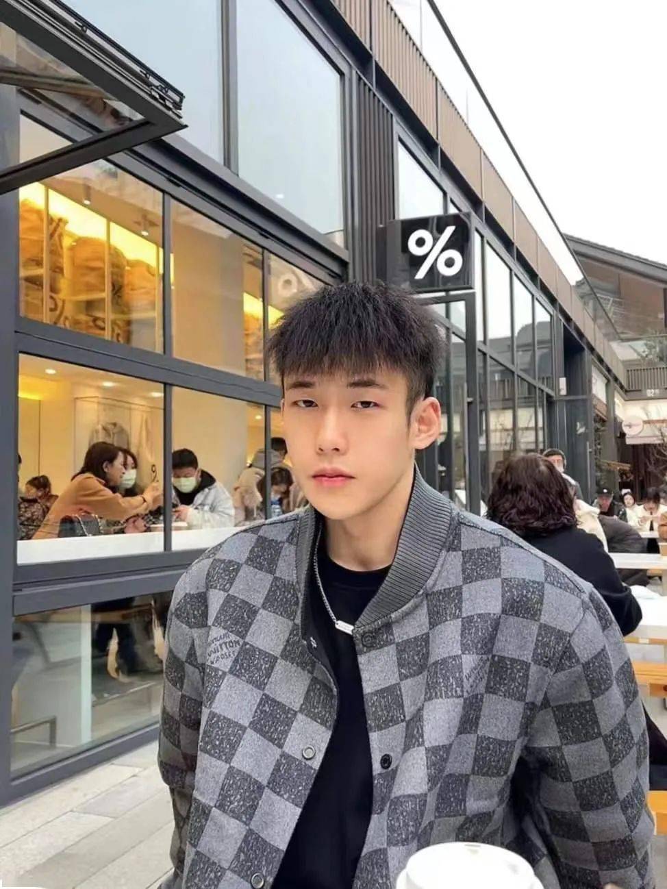 超级减龄的9款碎盖头发型!_三七_恶意_侵权