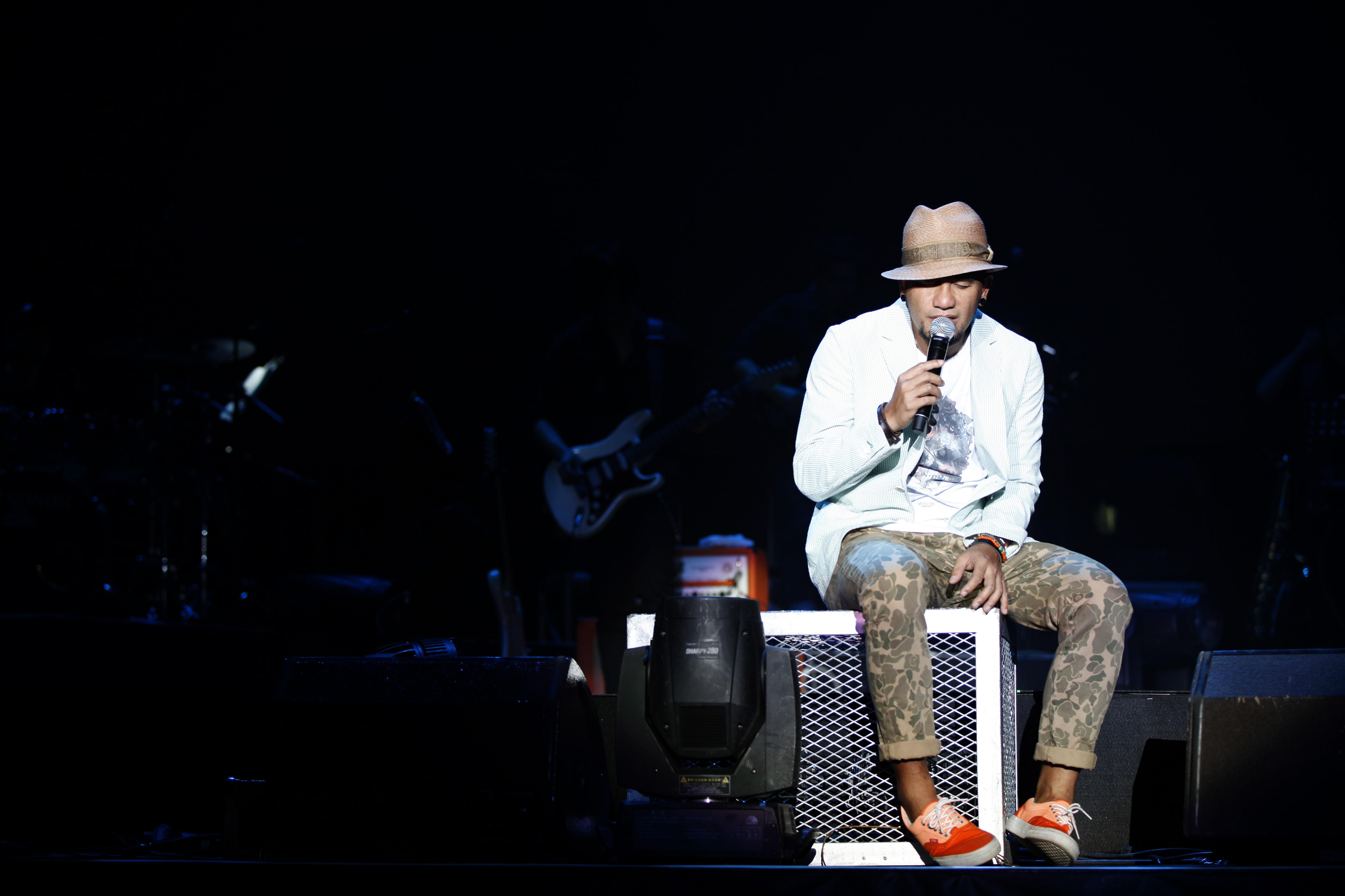 张震岳干嘛老想着要去复兴嘻哈呢