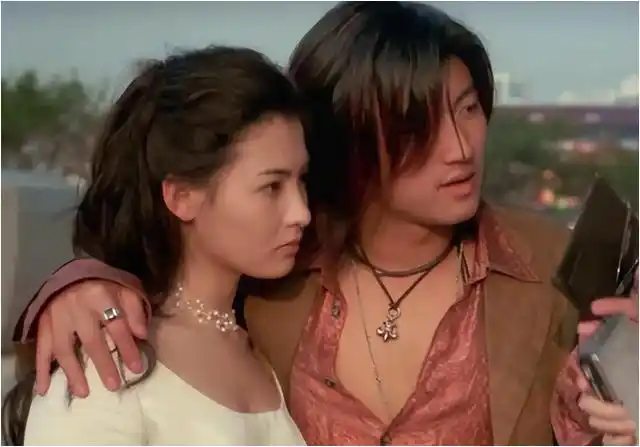 张柏芝打死不说三胎生父与谢霆锋离婚后感情成谜引人猜测