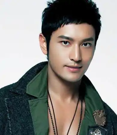 首先是人造美女baby的老公黄晓明,晓明同学脸蛋一直备受质疑,以前的