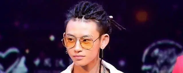 yamy小鬼相继出道成为偶像艺人这么简单有实力才能c位出道