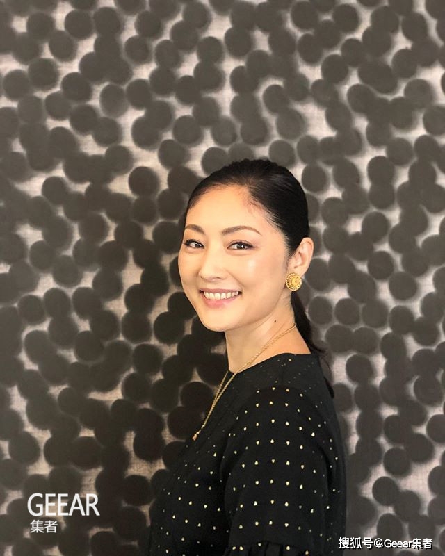 原创女人的底蕴是接受年华留下的痕迹:48岁常盘贵子的美丽人生!