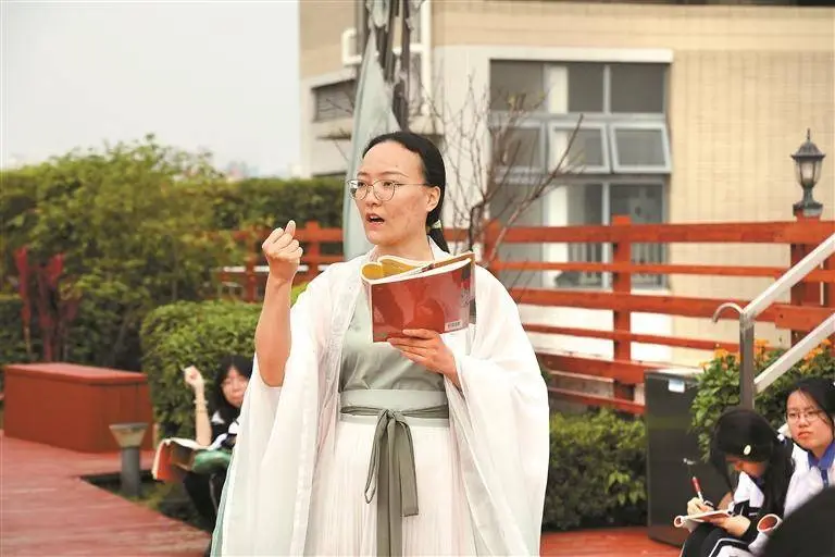 历史文脉滋养 百年老校生花_南头中学_深圳_南园