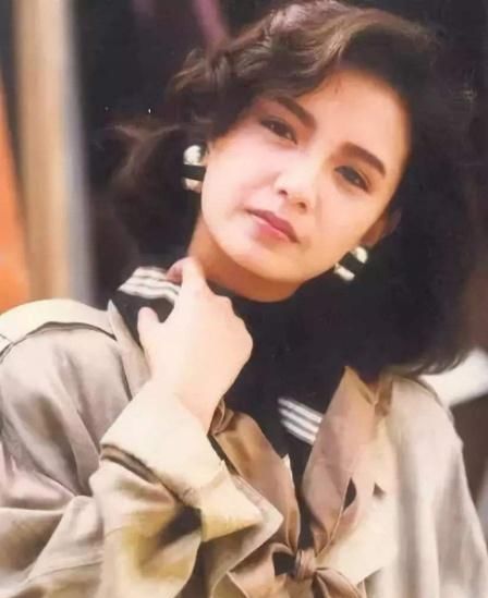 梁朝伟最喜欢的是刘嘉玲和张可颐吗?不 她是梁朝伟17岁时的初恋