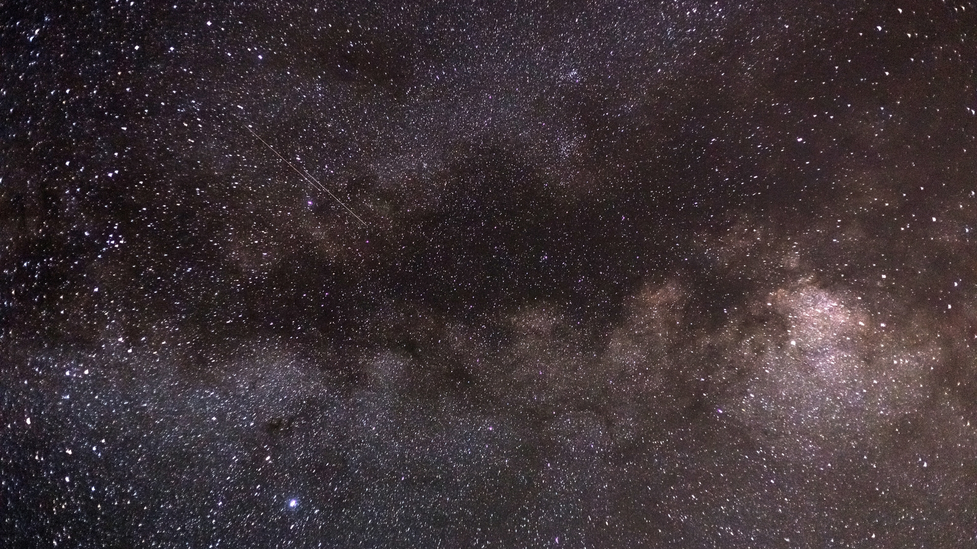 唯美绚丽的星空风景图片桌面壁纸