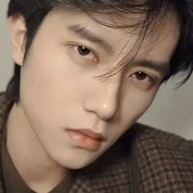 每一个人在这个地球上都是独特的,也有自己的风格,快将这组好看的男生