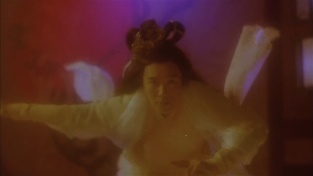 大内密探零零发星爷被电意外使出天外飞仙出招后会变美女