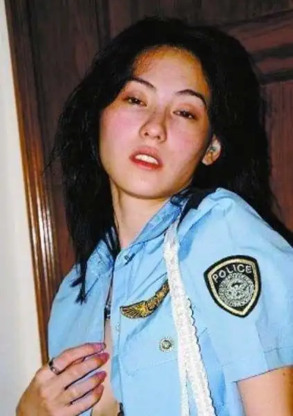 女星黑历史不堪回首张馨予坐台照倪妮有心机