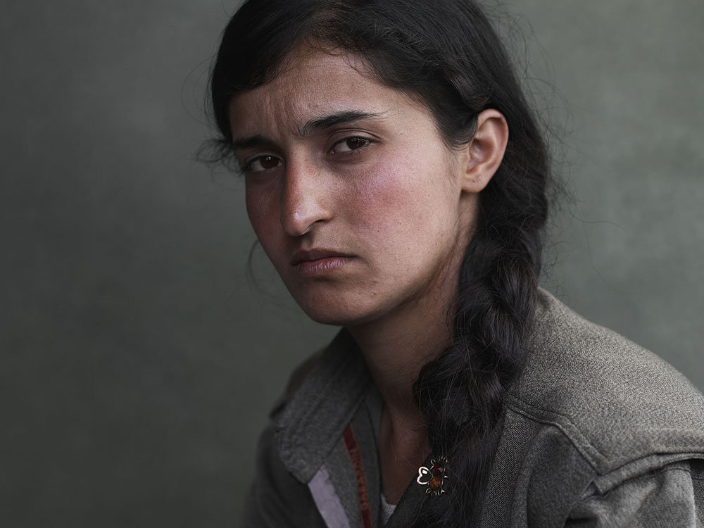 人像摄影师的另类战地纪实