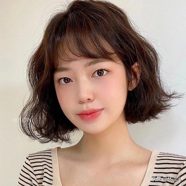 2021年短发最新烫发型女(烫发造型2022年最新款女图片)-天晟网