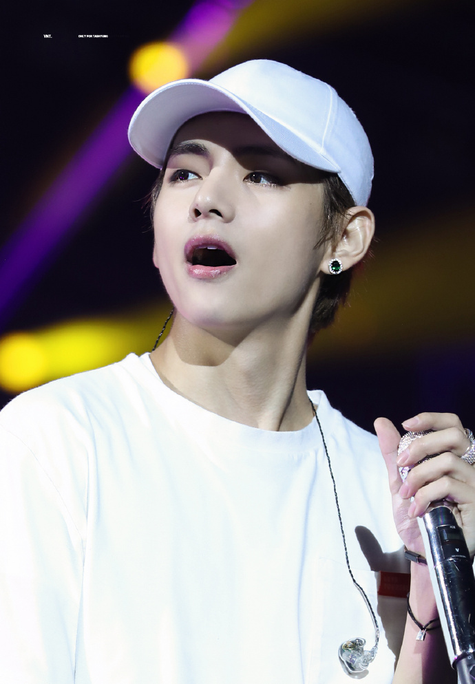 金泰亨kpop永一#93#金泰亨蓝发#那年今日【181017】bts love your