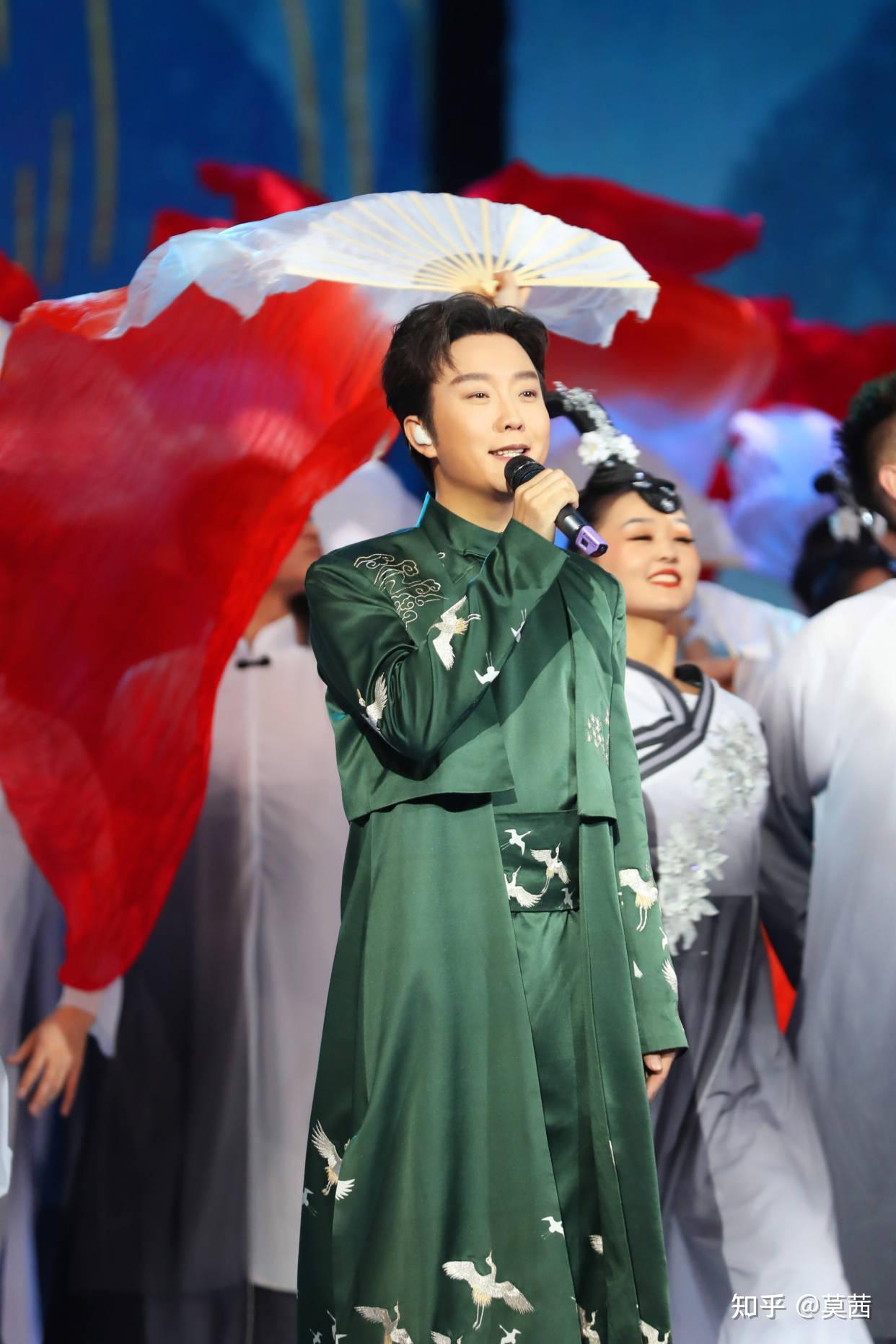 李玉刚凌晨4点传来消息, 大家纷纷表示哀悼, 网友: 一路顺风!