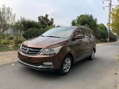 【合肥】2016年10月 宝骏730 2016款 1.5l 手动舒适型 7座 手动挡