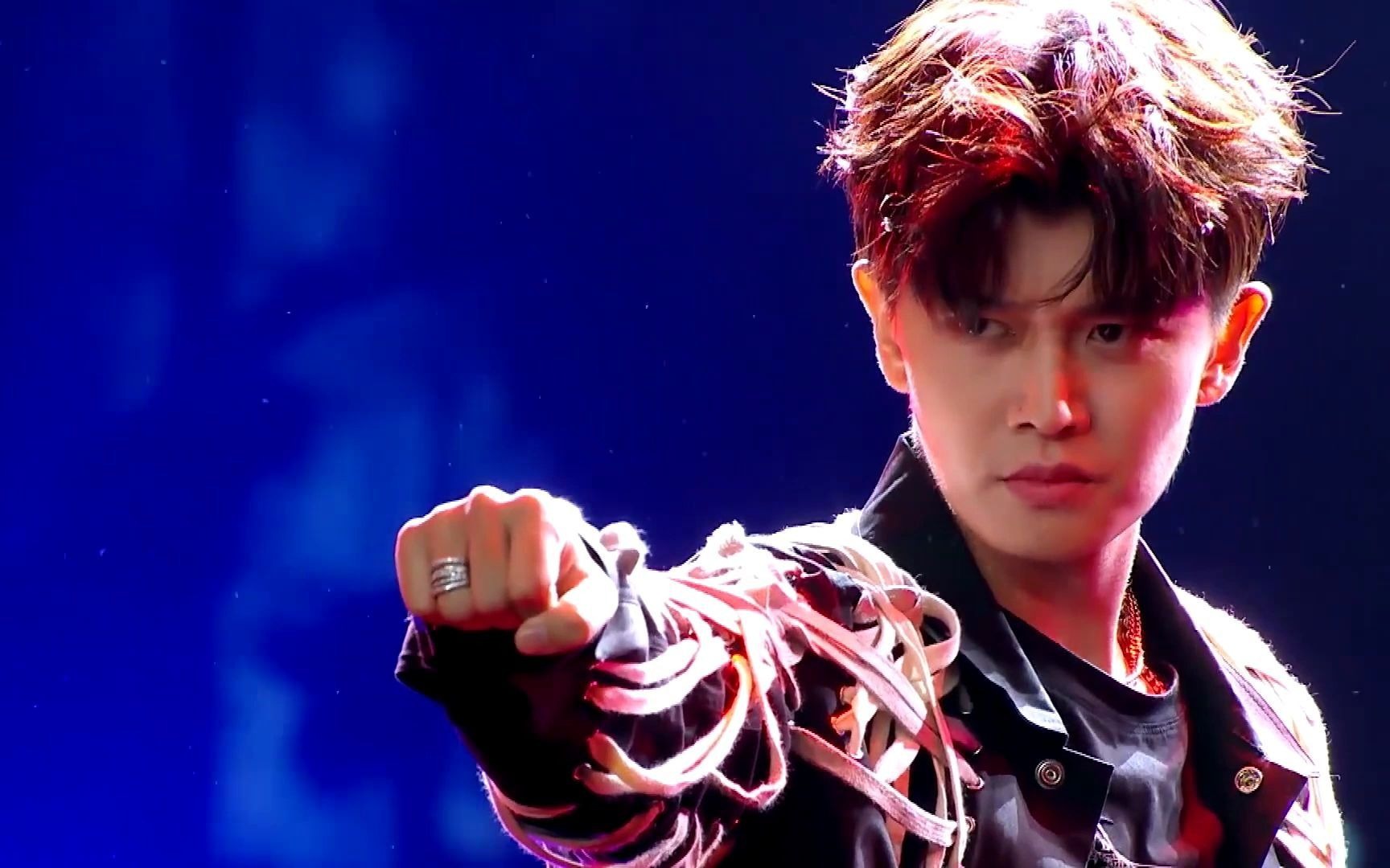 任嘉伦任嘉伦舞者solo秀太精彩了