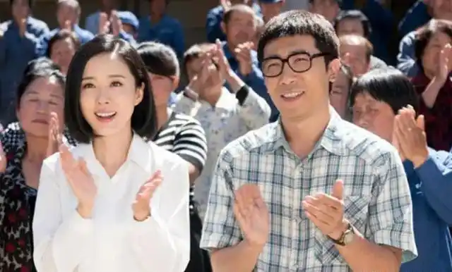 事实证明,44岁"为爱生子"的颜丹晨,如今走上了另一条人生大道