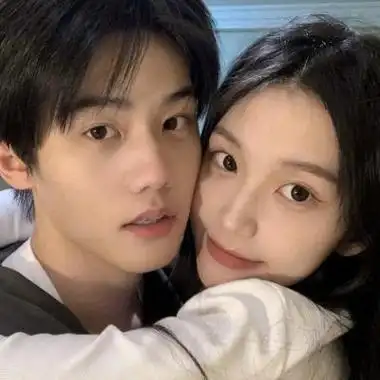 好看有气质文艺阳光点的好看情侣头像一男一女