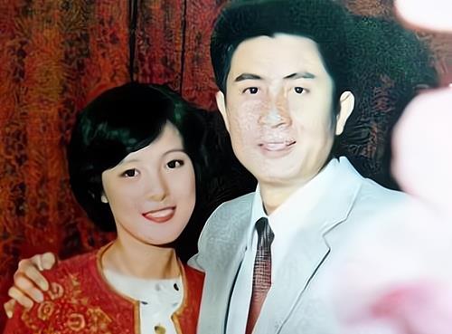 张瑜凭借《庐山恋》走红,进修归来得不到市场的认可_张建亚_时候_美国