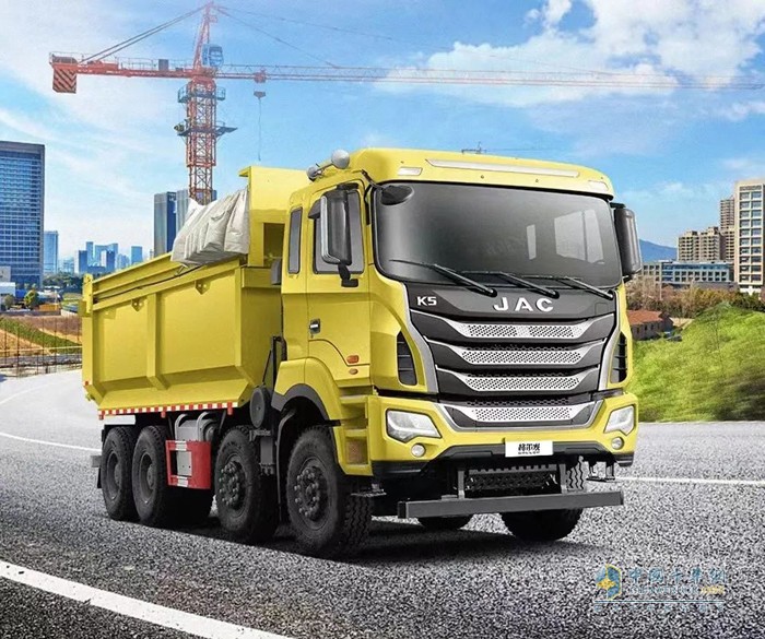 耐用抗造畅行无阻砂石料运输就选格尔发84自卸车