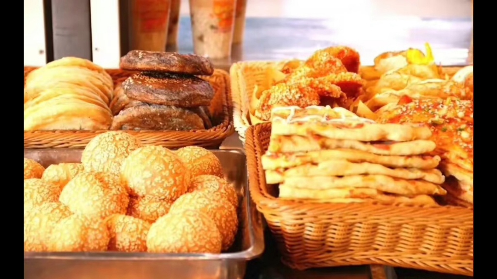 西南交通大学希望学院二食堂的早餐真的是多种多样呢,今天就当一个知