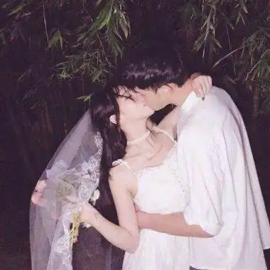 好看的幸福真人婚纱情侣头像双人一对