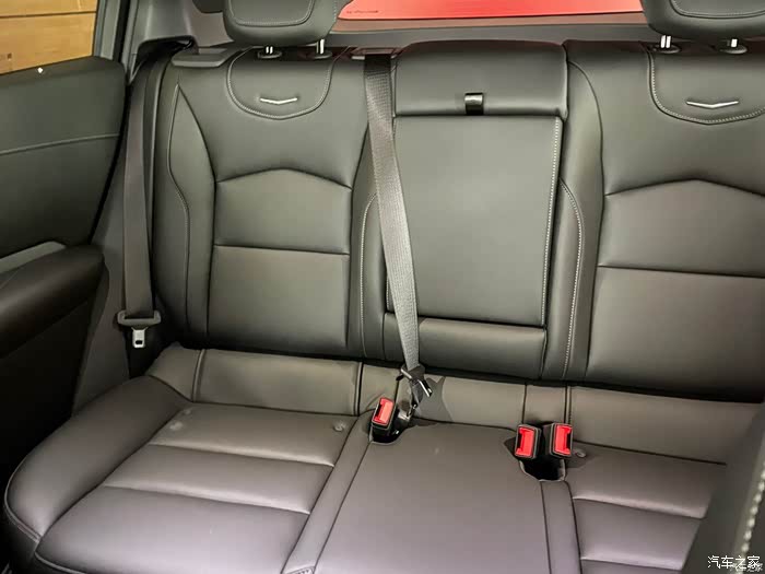 与凯迪拉克xt4初次见面