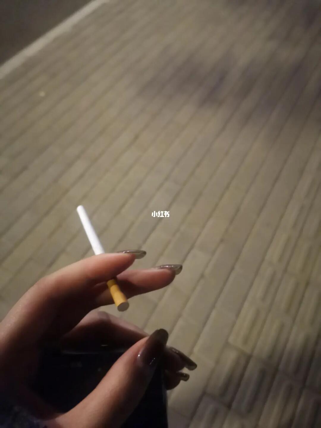 说一下抽烟的原由吧