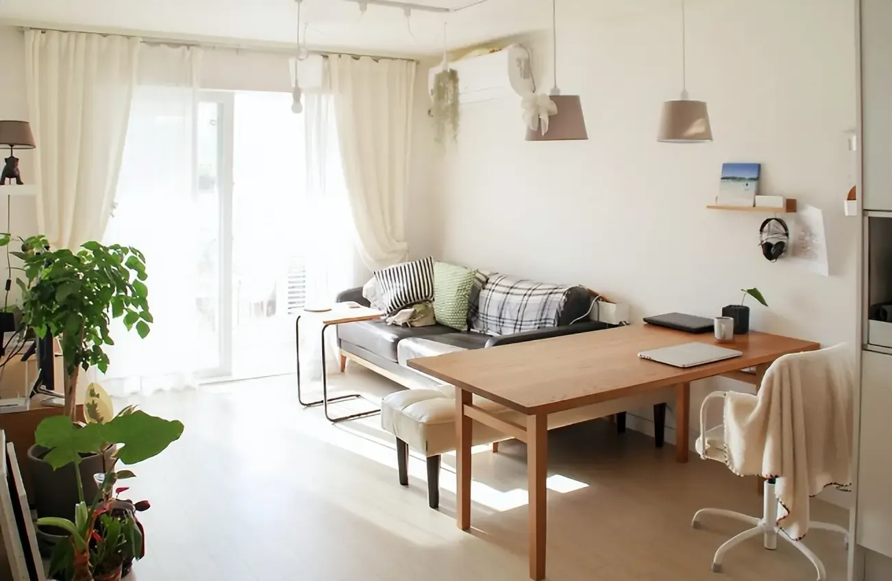 58平小户型简装图干净温馨有格调