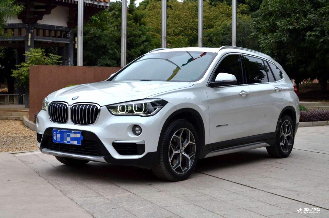 准17年宝马x1 四缸豪华型2.0t