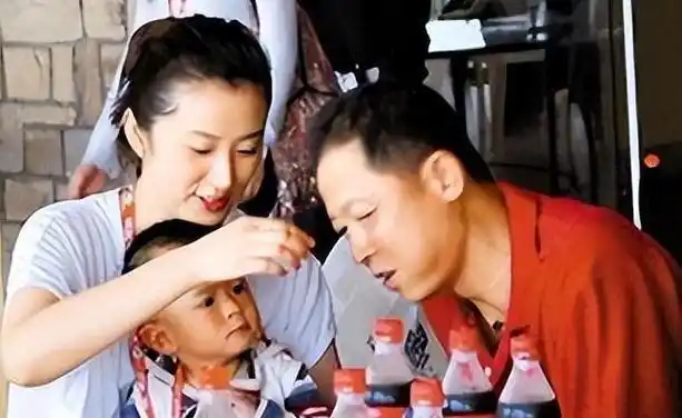 王志文的情感历程,从徐帆男友到陈坚红的丈夫,如今风采依旧