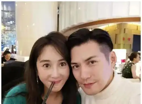 严屹宽低谷时期碰见上好女人买房就只写老婆名婚后痛失两子