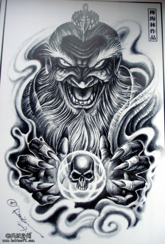 一款恐怖的鬼头纹身图案