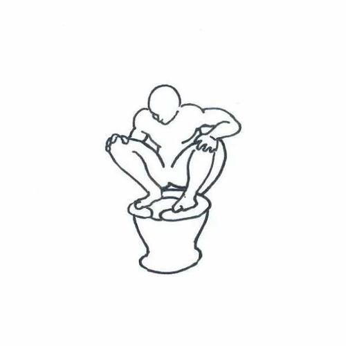 女生拉屎拉裤子里了简笔画