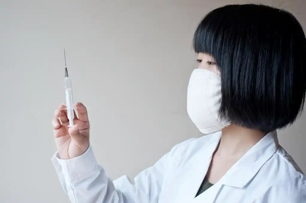 女护士的注射剂,女护士的注射剂