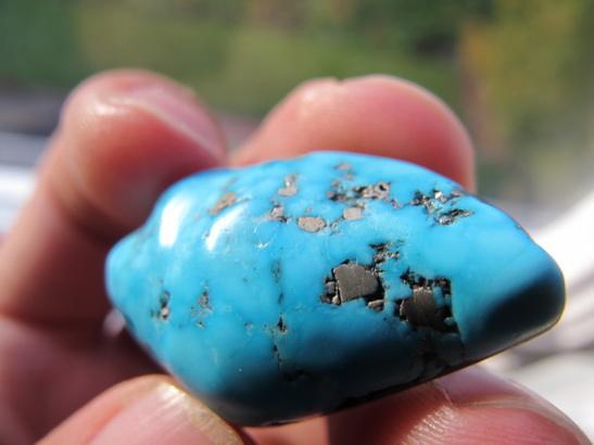 部分美国绿松石其实就是合成宝石购买须当心