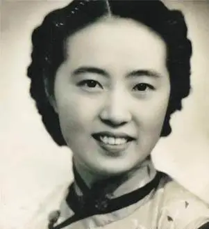 原创她是民国著名的交际花风华绝代倾倒无数人去世后竟没钱下葬